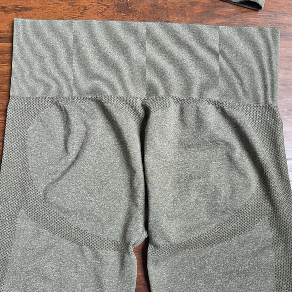 Workout Set - Picture 5 of 6